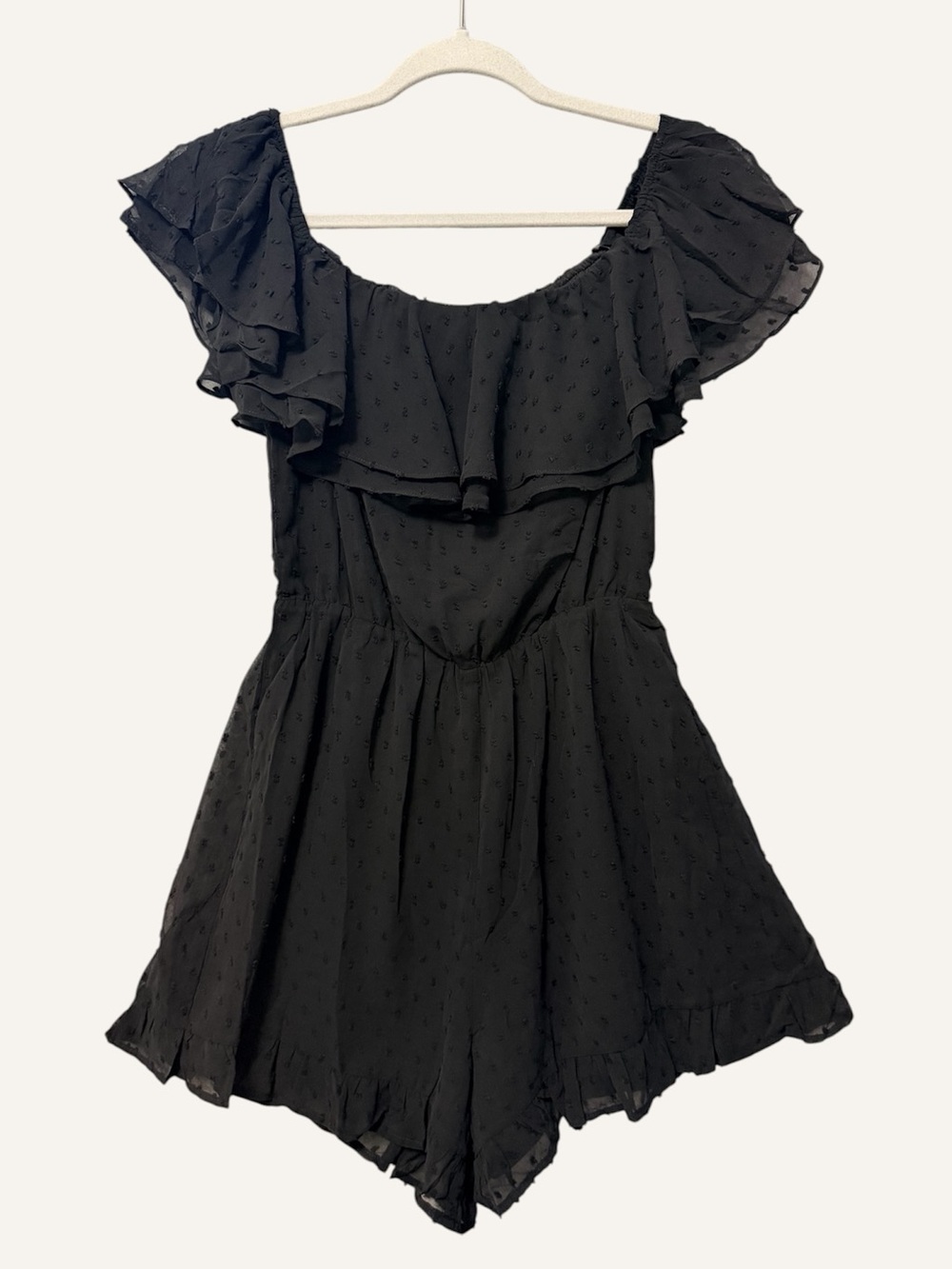 Lulu's Ruffled Off The Shoulder Romper NWT Size Small Black Clip Dot Flowy